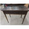 Image 2 : (EC) Vanity Tri-Mirror Dresser 30" x 32" x 19: Plus Mirror 25" x 34"