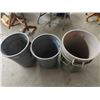 Image 2 : 4 Poly Garbage Cans - Rubbermaid & More!