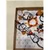 Image 2 : TRAY OF MAN MADE AMBER JEWELRY