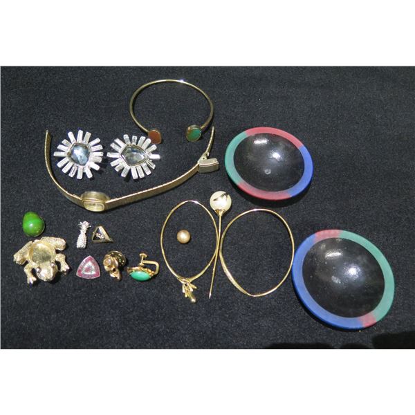 Qty 15: Flower Earrings, Watch, Bracelets, Pins, Brooches, Chokers, etc
