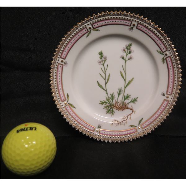 Flora Danica Royal Copenhagen "Cardamine Faerounsis Horn" 3522 Collector Plate 6" Diameter