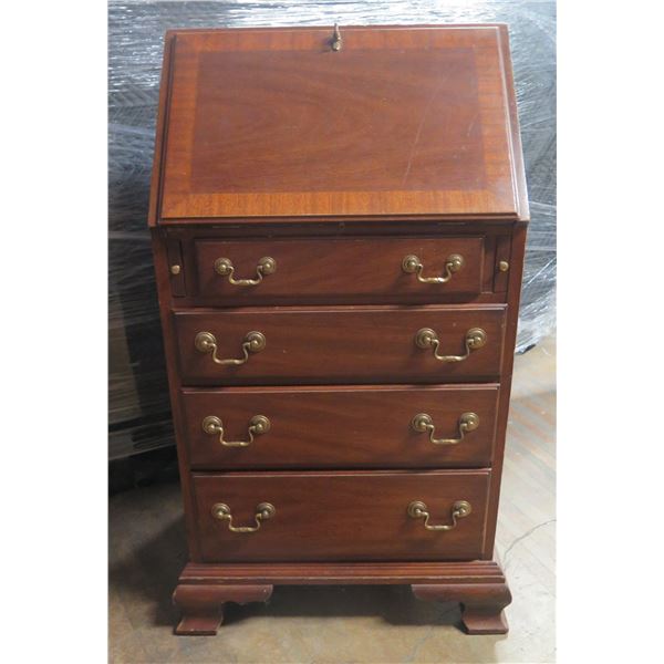 Henkel-Harris 2002 Mahogany Secretary w/ 4 Drawers & Organizer 21"x19"x46"H