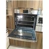 Image 3 : Bosch 30” Electric Oven, Stainless Steel, HBL5351UC/01