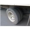Image 8 : 2006 Isuzu 27-Foot Box Truck - Engine Runs, 115,646 Miles, Auto Trans Lic 210TSF