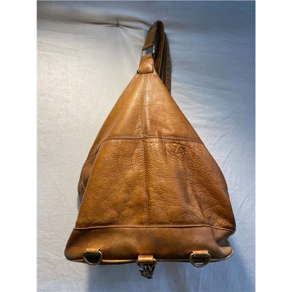 Leather bag