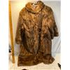 Image 1 : Fur coat