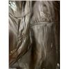 Image 2 : Fur coat