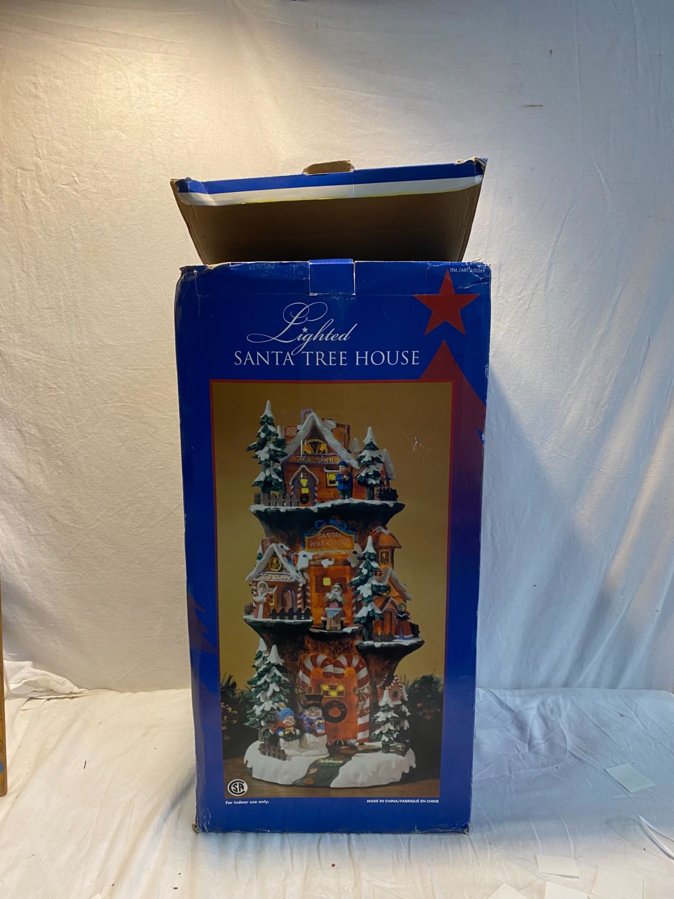 Santa Tree House Lighted Santa tree house