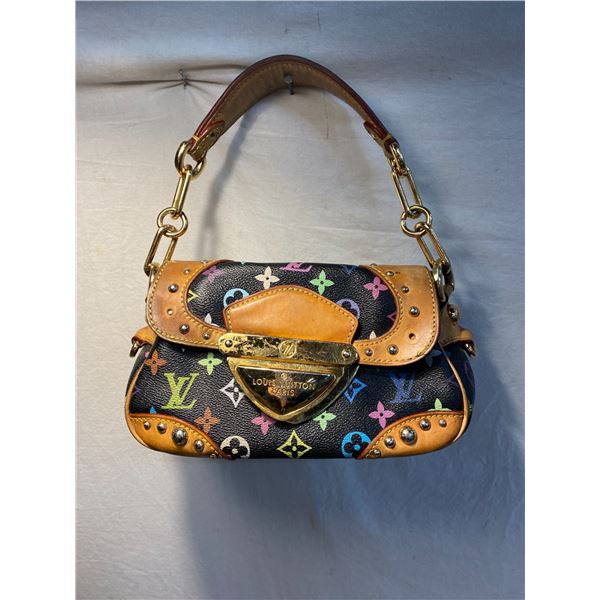 Luis Vuitton handbag