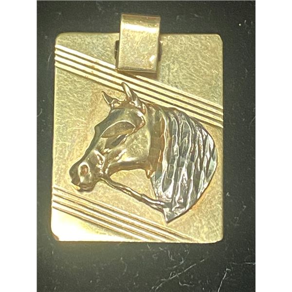 10K horse pendant 4.3 grams