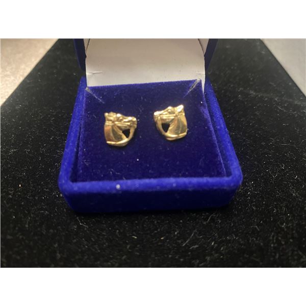 10K horse earrings no backings 1 gram