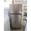 Image 1 : Frigidaire Stainless Steel Refrigerator