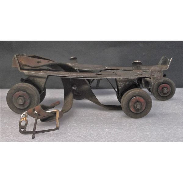 Vintage Dunne's Speed King Strap On Roller Skates