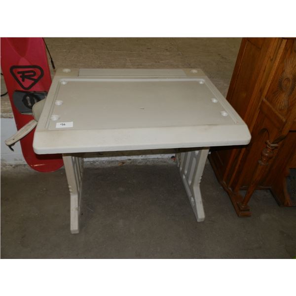 Small Desk & 4 Plastic Kids Chairs