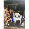 Image 1 : Contents of shed Cat C