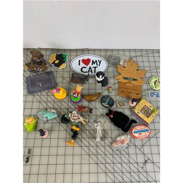 MISC LOT MAGNETS KEY HOLDER