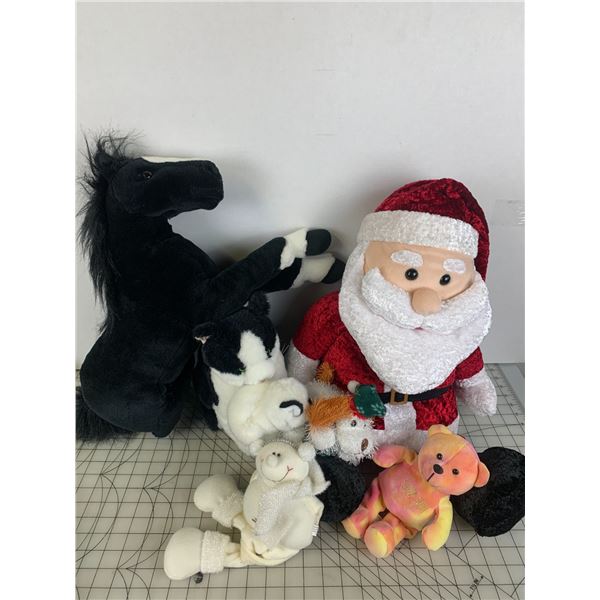 LOT OF PLUSH TOYS HORSE SANTA CAT ETC