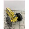 Image 4 : VINTAGE HUBLEY TOY TRACTOR