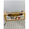 Image 3 : VINTAGE HORSE AND WAGON COIN BANK HOME HARDWARE NIB
