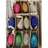 Image 2 : ANTIQUE PINECONE CHRISTMAS DECORATIONS