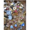 Image 5 : LAPEL / HAT PINS - LOT of 300 Plus - Various Topics