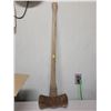 Image 1 : Antique double headed axe