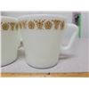 Image 3 : 6 Pyrex coffee cups with gold floral
