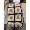 Image 6 : 2 handmade vintage crochet afghans
