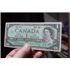 Image 2 : Canada $1 1967 & 1973 Bank Notes