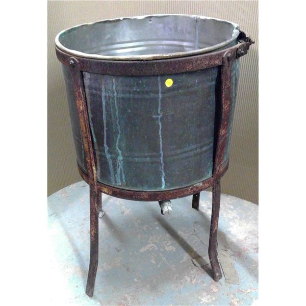 Round Copper Tub