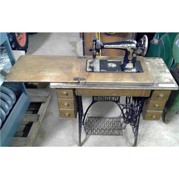 SINGER Sewing Machine