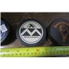 Image 4 : 4 Antique Pucks