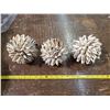 Image 1 : 3 seashell balls