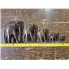 Image 2 : 5 wooden elephants