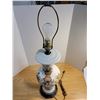 Image 3 : Table lamp with shade 29"