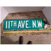 Image 2 : street sign 11th Ave NW