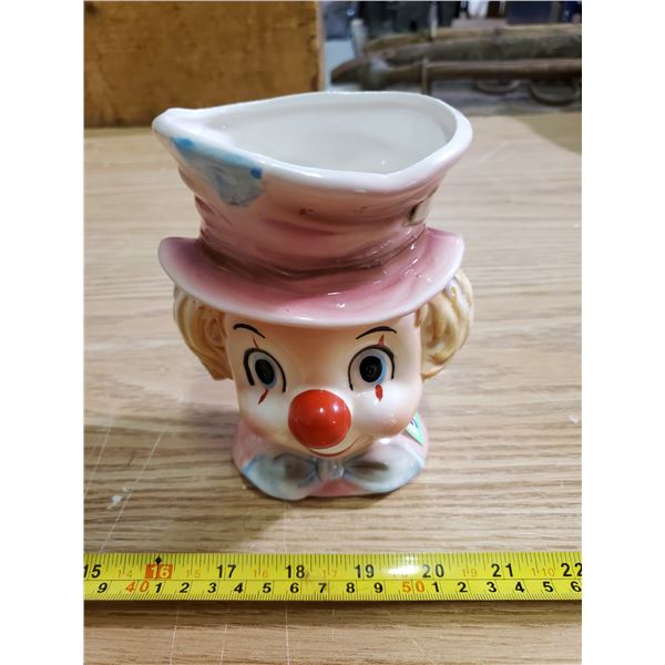vintage Relpo clown head vase 6008