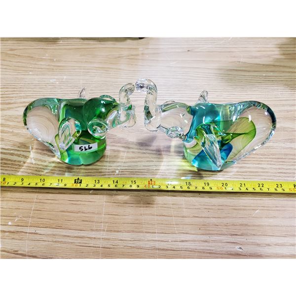 vintage hand blown glass elephants kissing sculptures