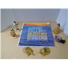 Image 1 : Hawaii Lot – 1 record, 1 bell, 2 salt + pepper shakers, 1 carved shell night light