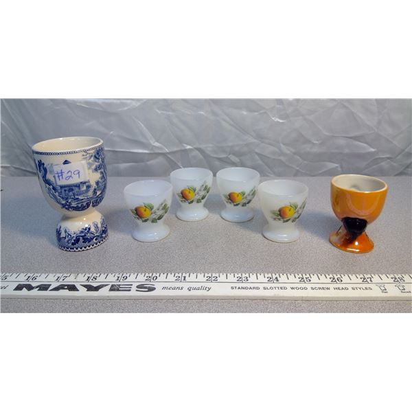 Lot of egg cups (6)