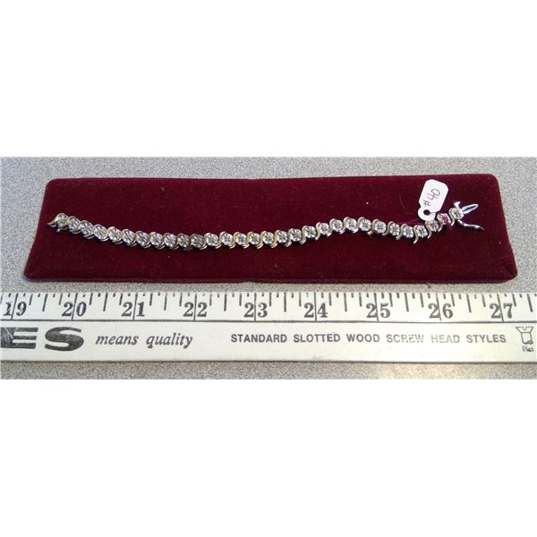 40. Sterling silver bracelet 7 ½”