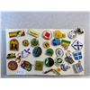 Image 2 : 158. Lot of lapel pins, transportation and travel locations