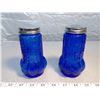 Image 2 : 233. Salt and pepper, blue glass with floral pattern