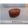 Image 2 : 272. Sweet grass sewing basket, 7” with assorted thimbles