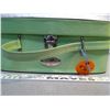 Image 2 : 367. Joy& Jake green travel case with assorted vintage linens