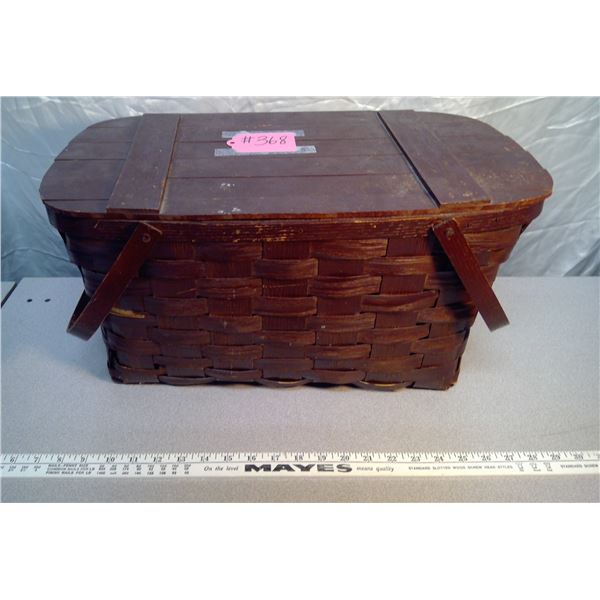 368. Vintage 1950’s wood picnic basket with tray, Wov-N-Wood by Jerry Wil