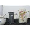 Image 4 : 4 jugs, one pewter