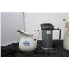 Image 5 : 4 jugs, one pewter