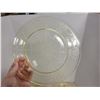 Image 5 : 3 Depression glass plates
