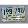 Image 4 : 2 1974 Saskatchewan Matching Licence Plates - New in original envelope